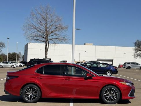 Certified 2023 Toyota Camry XLE image 6