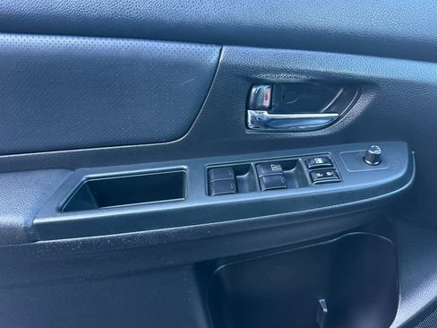 Used 2014 Subaru Crosstrek 2.0i Limited image 12