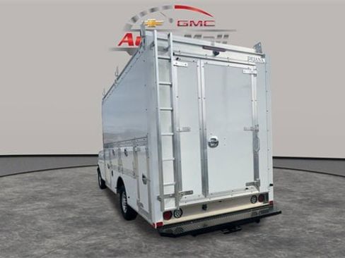 New 2025 Chevrolet Express 3500 w/ Power Convenience Package image 4