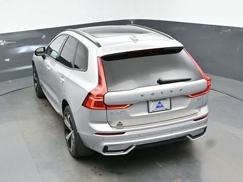 Used 2023 Volvo XC60 B5 Ultimate w/ Climate Package FWD image 25