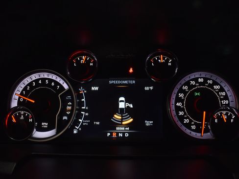 Used 2022 RAM 1500 Warlock AWD/4WD image 22