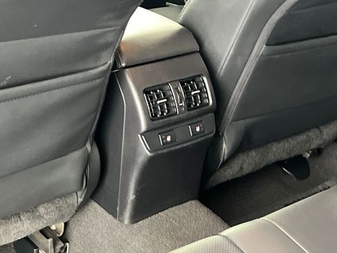 Used 2015 Subaru Outback 2.5i Limited image 42