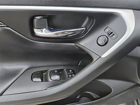 Used 2016 Nissan Altima 2.5 SL w/ 2.5 Technology Package image 17