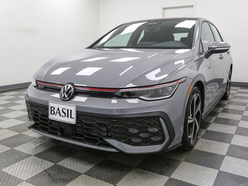 New 2026 Volkswagen GTI SE image 4