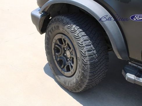 Used 2022 Ford Bronco Wildtrak AWD/4WD image 9