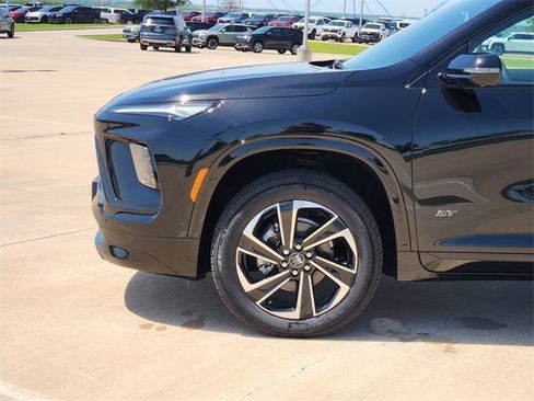 New 2025 Buick Enclave Sport Touring w/ Super Cruise Package image 8