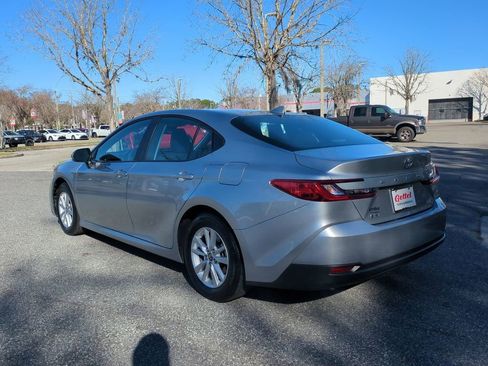 Certified 2025 Toyota Camry LE image 7