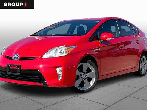 Used 2015 Toyota Prius Persona Series image 1