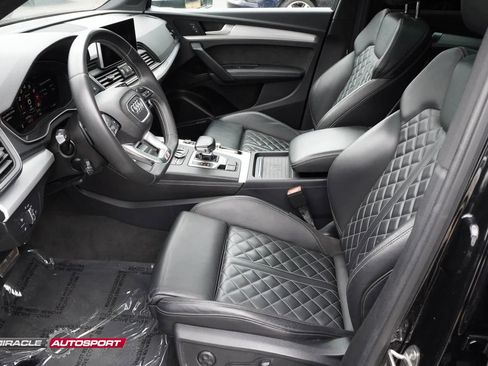 Used 2019 Audi SQ5 Premium Plus w/ Premium Plus Package image 17