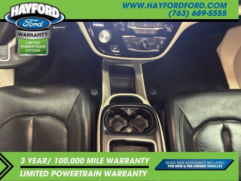 Used 2022 Chrysler Pacifica Touring-L FWD image 19