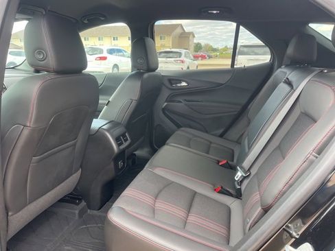 Used 2022 Chevrolet Equinox RS w/ LPO, Floor Liner Package image 40