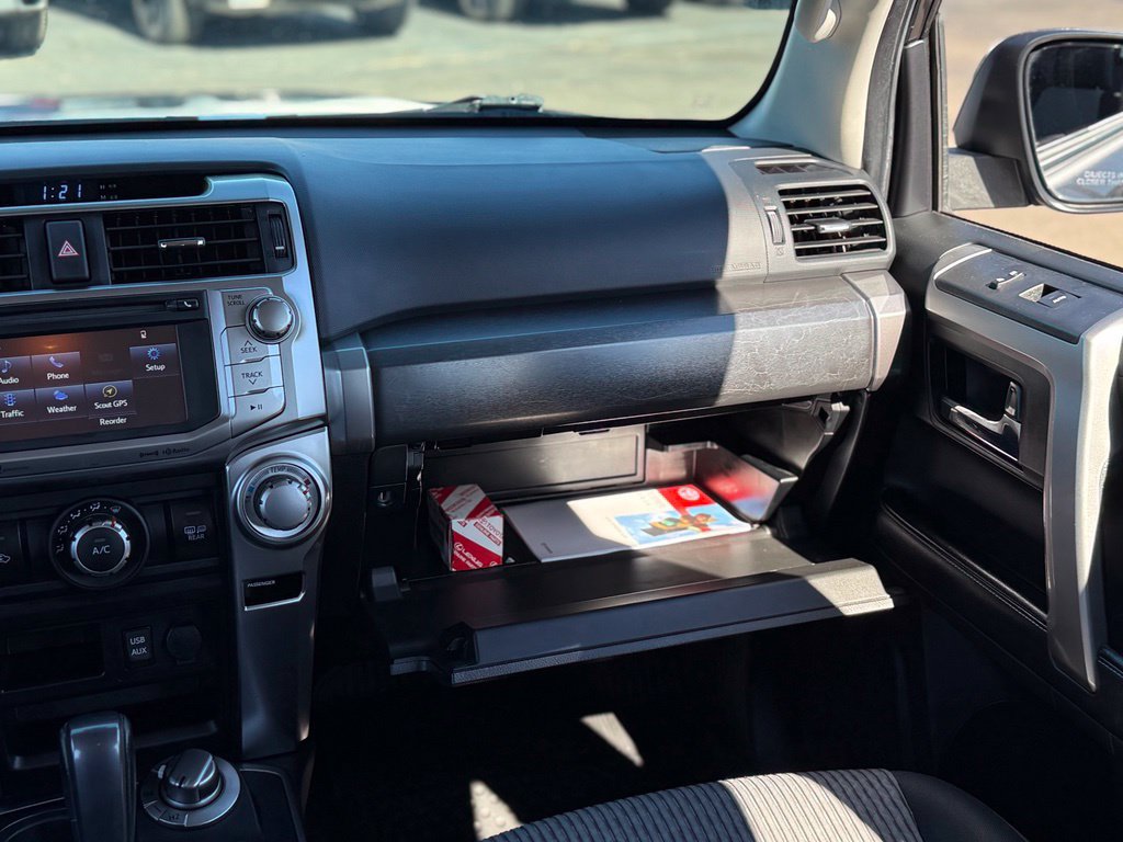 Used 2016 Toyota 4Runner SR5 AWD/4WD image 24