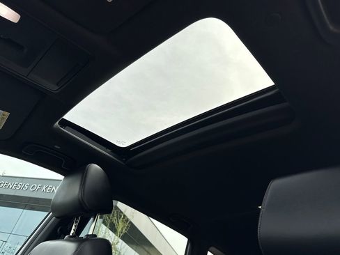 Used 2023 Honda CR-V Sport Touring image 32