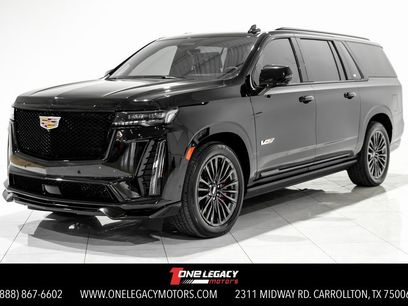 Used 2023 Cadillac Escalade ESV V