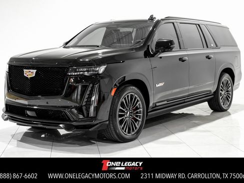 Used 2023 Cadillac Escalade ESV V image 1