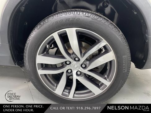 Used 2017 Honda Pilot Touring image 12