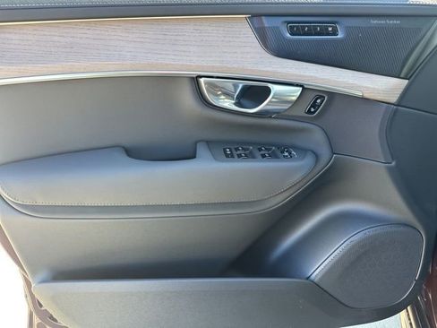 New 2026 Volvo XC90 B6 Plus w/ Protection Package Premier image 13