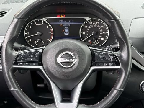 Used 2024 Nissan Altima 2.5 SR FWD image 11