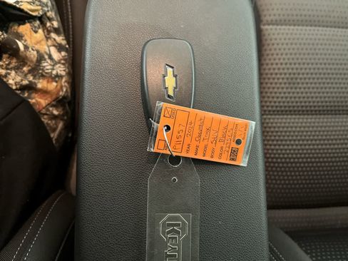 Used 2024 Chevrolet Trax LT image 23