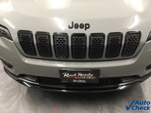 Used 2023 Jeep Cherokee Altitude Lux w/ Lux Elite Package AWD/4WD image 18