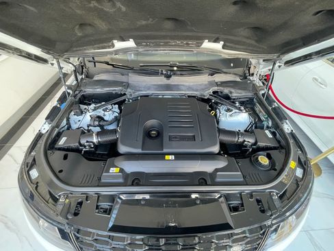 Used 2021 Land Rover Range Rover Sport HST image 31