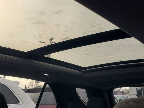 Used 2023 Chevrolet Equinox LT image 27