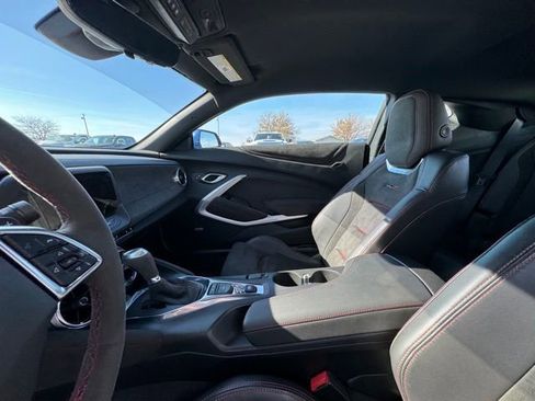 Used 2020 Chevrolet Camaro ZL1 image 16