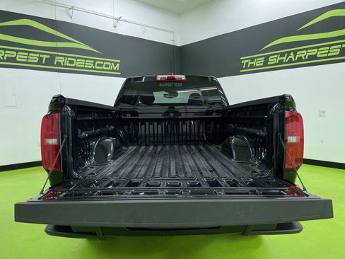 Used 2022 Chevrolet Colorado LT w/ Fleet Safety Package image 9