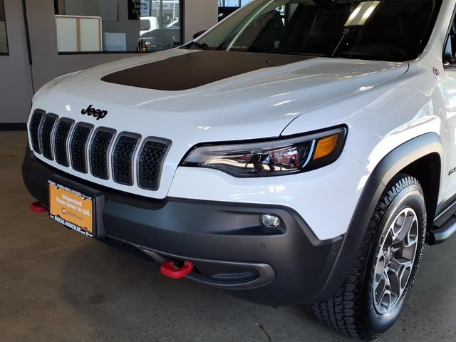 Used 2023 Jeep Cherokee Trailhawk w/ Trailer Tow Group AWD/4WD image 9
