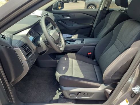 New 2026 Nissan Rogue SV FWD image 20