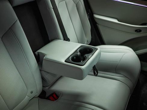 Used 2025 Jeep Wagoneer S Limited image 12