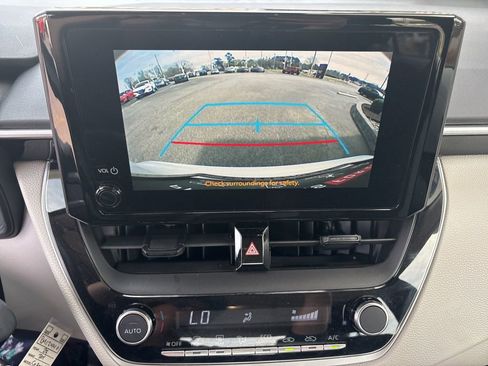 Used 2023 Toyota Corolla LE FWD image 21