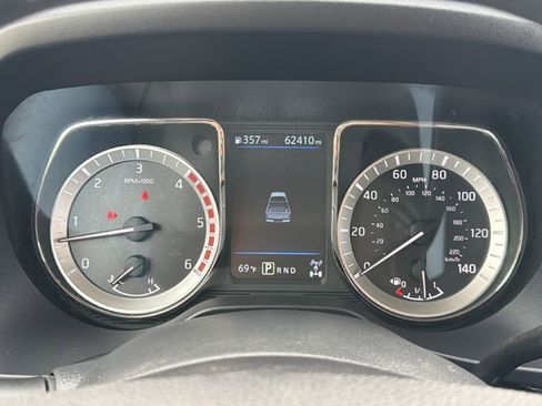 Used 2019 Nissan Titan S w/ S Utility Package image 25