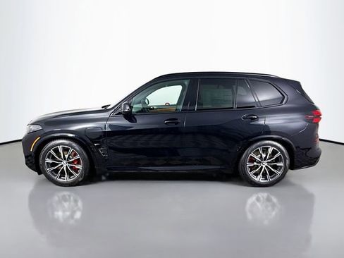 New 2026 BMW X5 xDrive50e w/ M Sport Package AWD/4WD image 4
