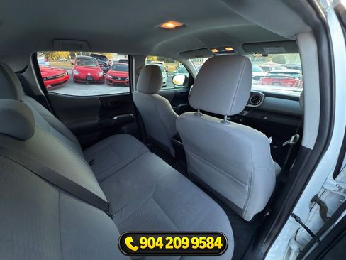 Used 2017 Toyota Tacoma SR5 RWD image 31