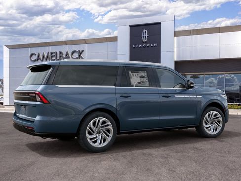 New 2027 Lincoln Navigator L Reserve AWD/4WD image 31