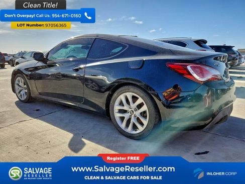 Used 2013 Hyundai Genesis 2.0T image 3