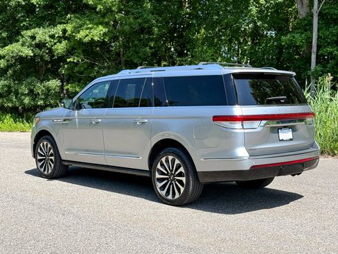 Used 2024 Lincoln Navigator L Reserve AWD/4WD image 9