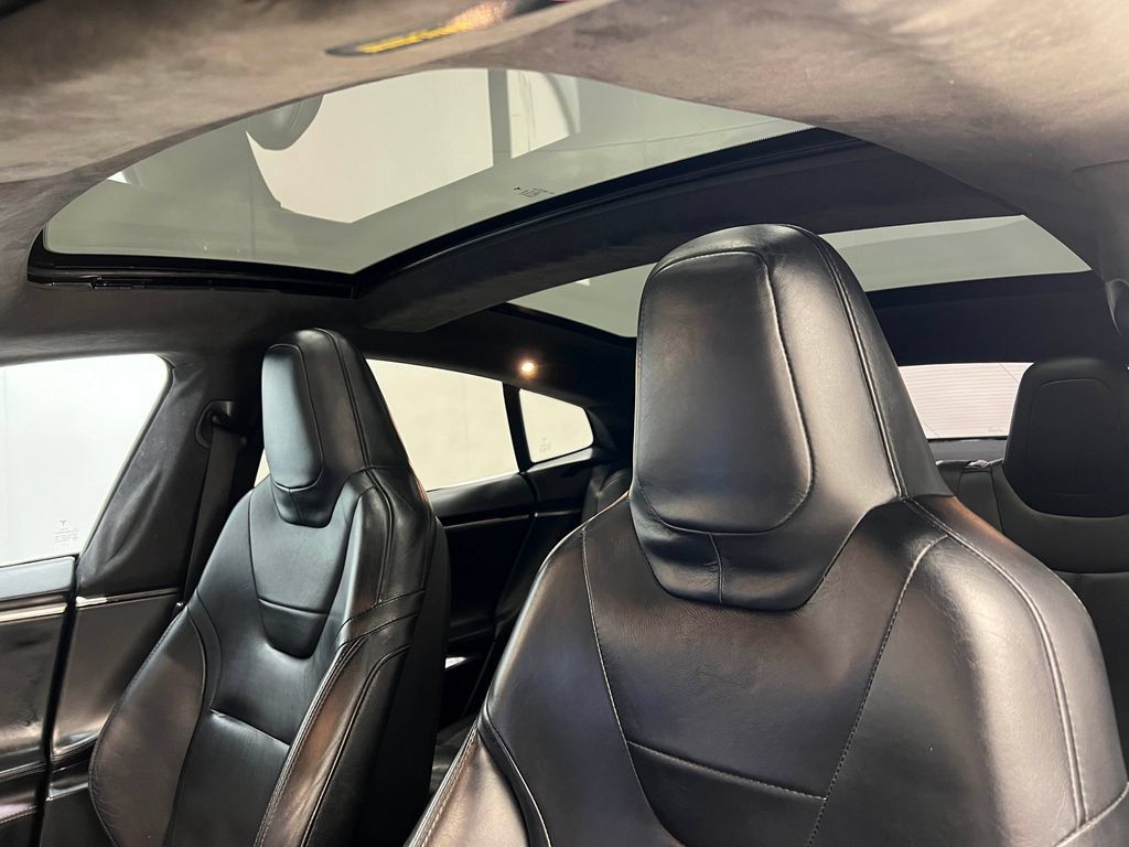 Used 2016 Tesla Model S 70D AWD/4WD image 12