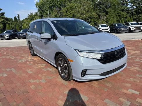 Used 2024 Honda Odyssey Elite image 19