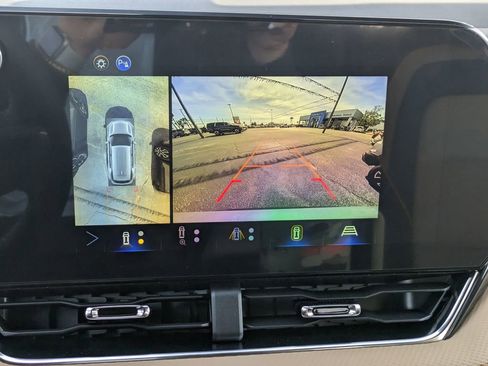 New 2026 Chevrolet Equinox ACTIV w/ Convenience Package III image 24