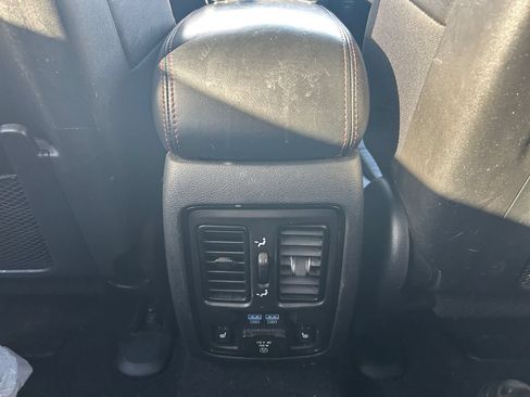 Used 2022 Dodge Durango R/T AWD/4WD image 24