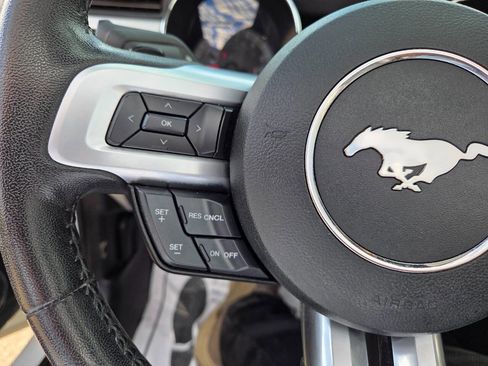 Used 2017 Ford Mustang Premium RWD image 13