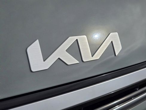 Certified 2025 Kia K4 EX image 5