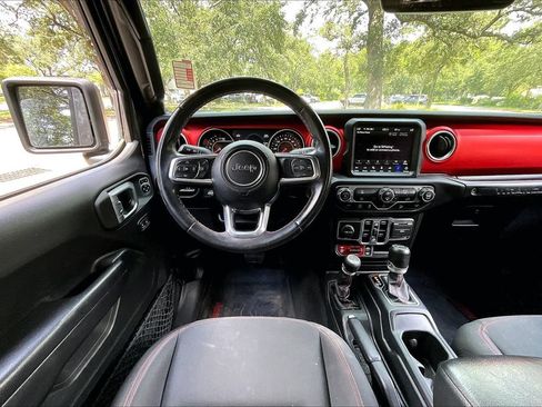 Used 2021 Jeep Wrangler Unlimited Rubicon AWD/4WD image 8