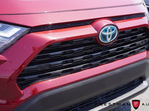 Used 2025 Toyota RAV4 XLE Premium AWD/4WD image 15