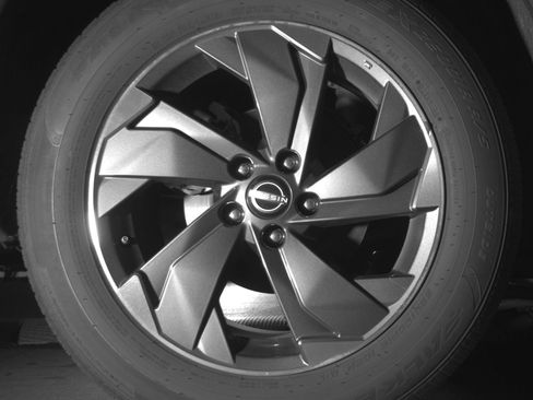 Used 2025 Nissan Rogue SV image 15