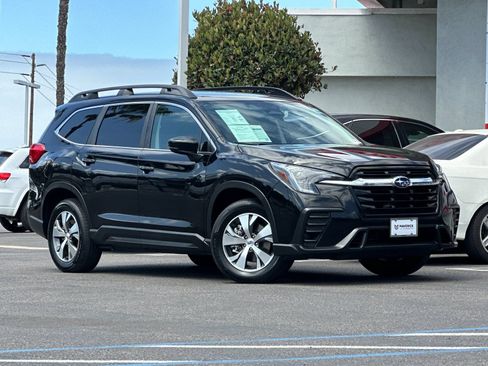 Used 2024 Subaru Ascent Premium w/ Convenience Package AWD/4WD image 8