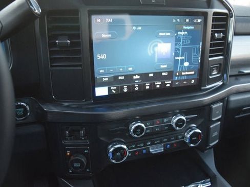 New 2026 Ford F250 Lariat w/ Black Appearance Package image 10