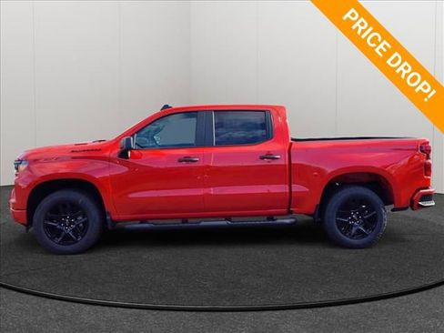 New 2026 Chevrolet Silverado 1500 Custom image 2